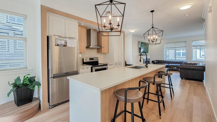 6350 142 Street 11  Surrey BC V3X 1B8 photo