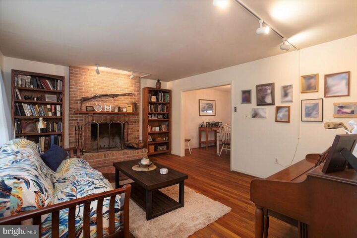 Property Photo: 121 Primrose Road MD 21620