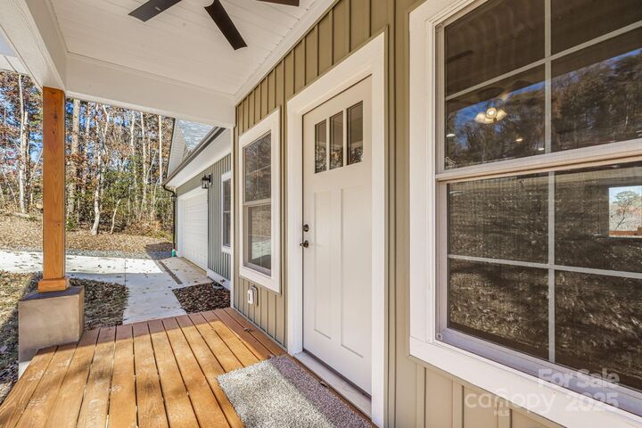 Property Photo: 129 Brentwood Road NC 28655