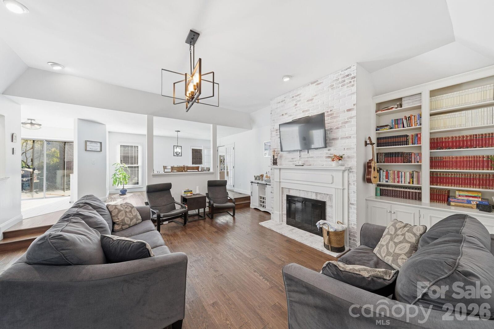 Property Photo: 5204 Tedorill Lane NC 28226