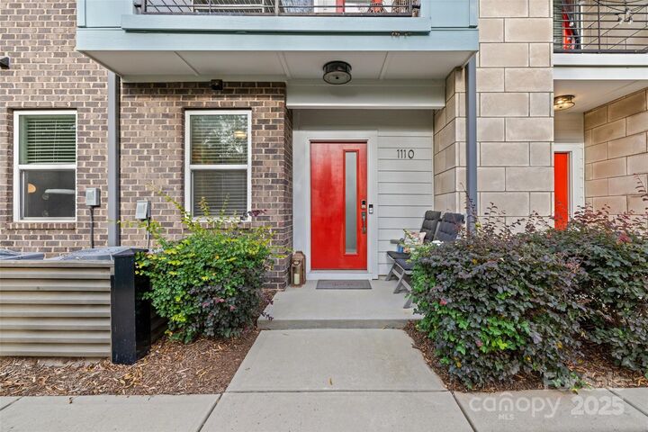 Property Photo: 1110 E 36th Street NC 28205