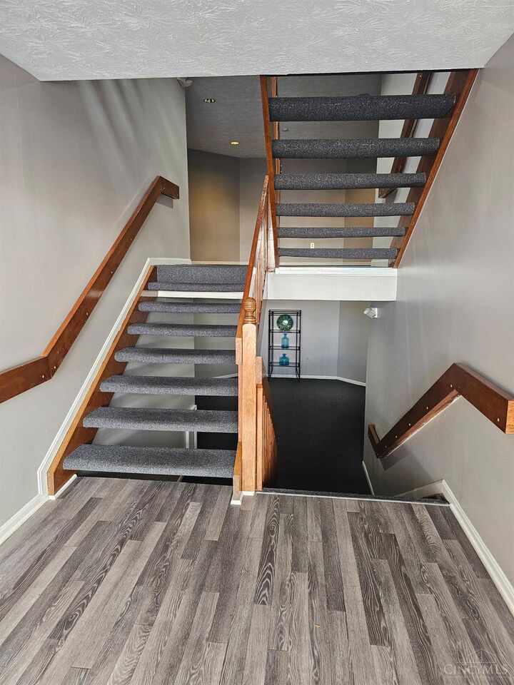 Property Photo:  3225 Heritage Square Drive  OH 45251 