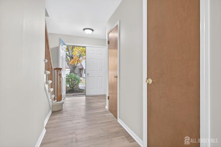 Property Photo:  8 Wright Court  NJ 08816 