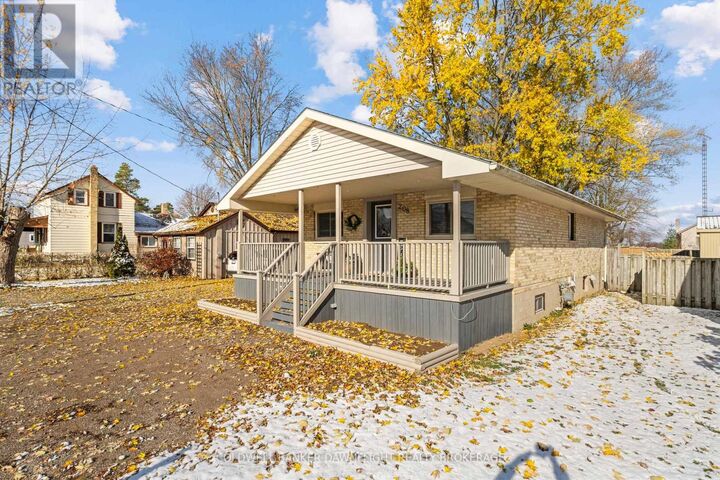 Property Photo:  208 Victoria Avenue East  ON N0M 1M0 