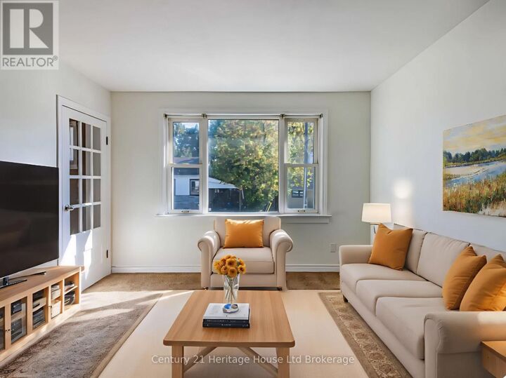 Property Photo:  675 Miller Street  ON N4S 5K2 