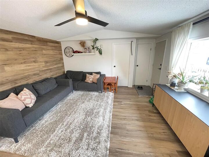 Property Photo:  73 Baron Bay  MB R0K 0H0 