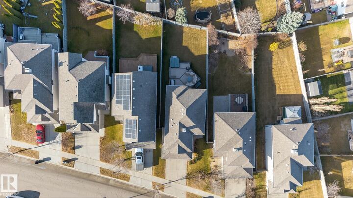 Photo de la propriété: 4712 204 Street NW AB T6M 0C3