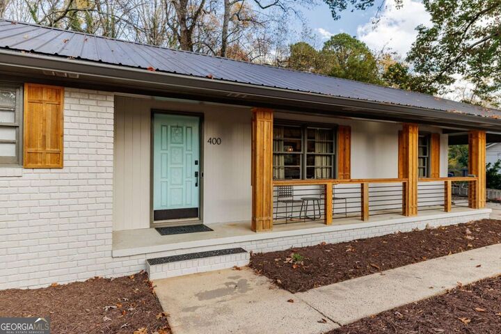 Property Photo: 400 Greencrest Drive GA 30605