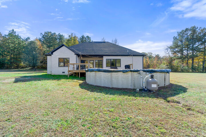 Property Photo:  124 Rich Drive  AL 35740 