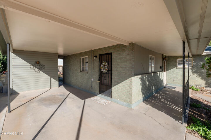 Property Photo: 7921 Candlewood Avenue TX 79925