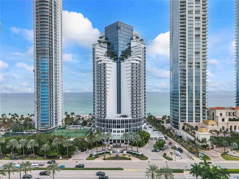 Property Photo:  18001 Collins Ave 2806  FL 33160 