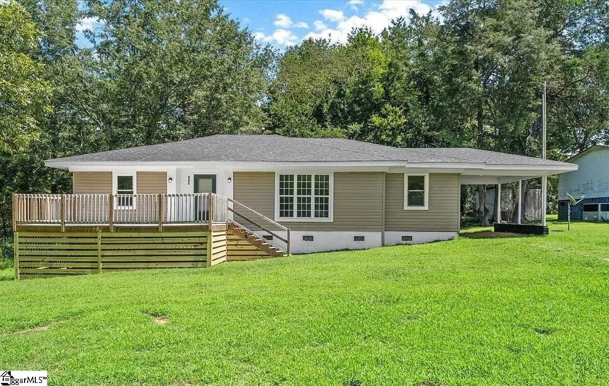 Property Photo: 110 Stone Creek Drive SC 29626