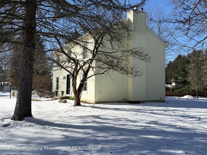 Property Photo:  1572 Wenonah Drive  MI 48864 