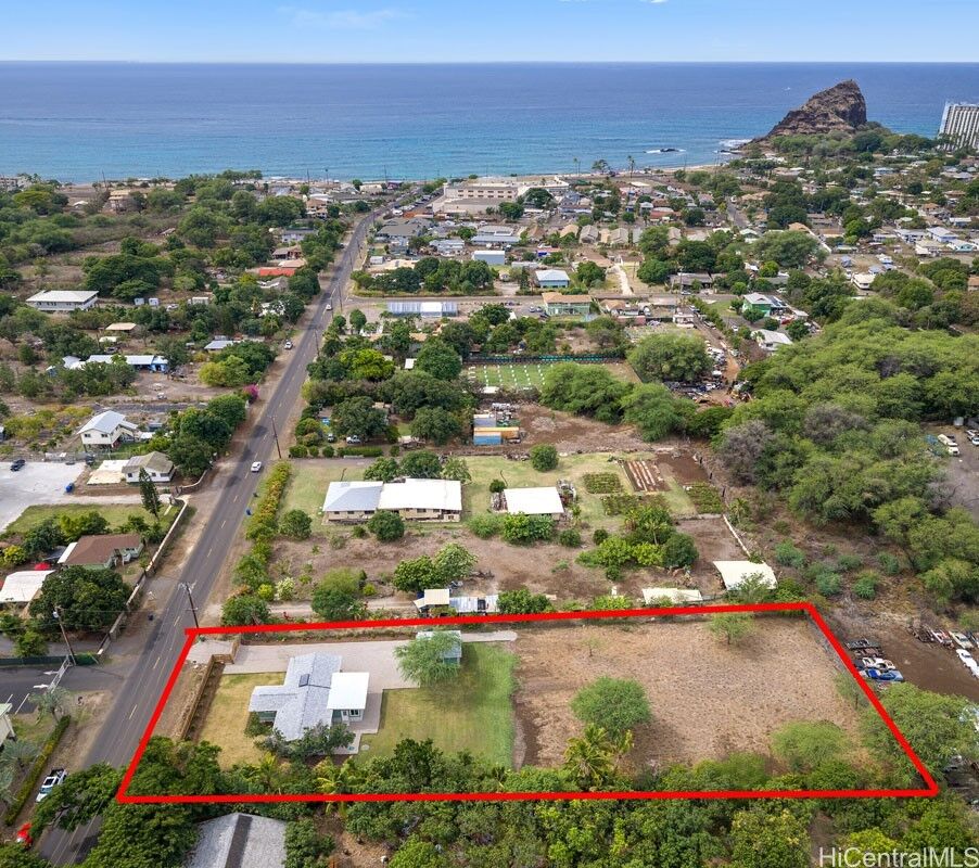 Property Photo:  84-358 Makaha Valley Road  HI 96792 