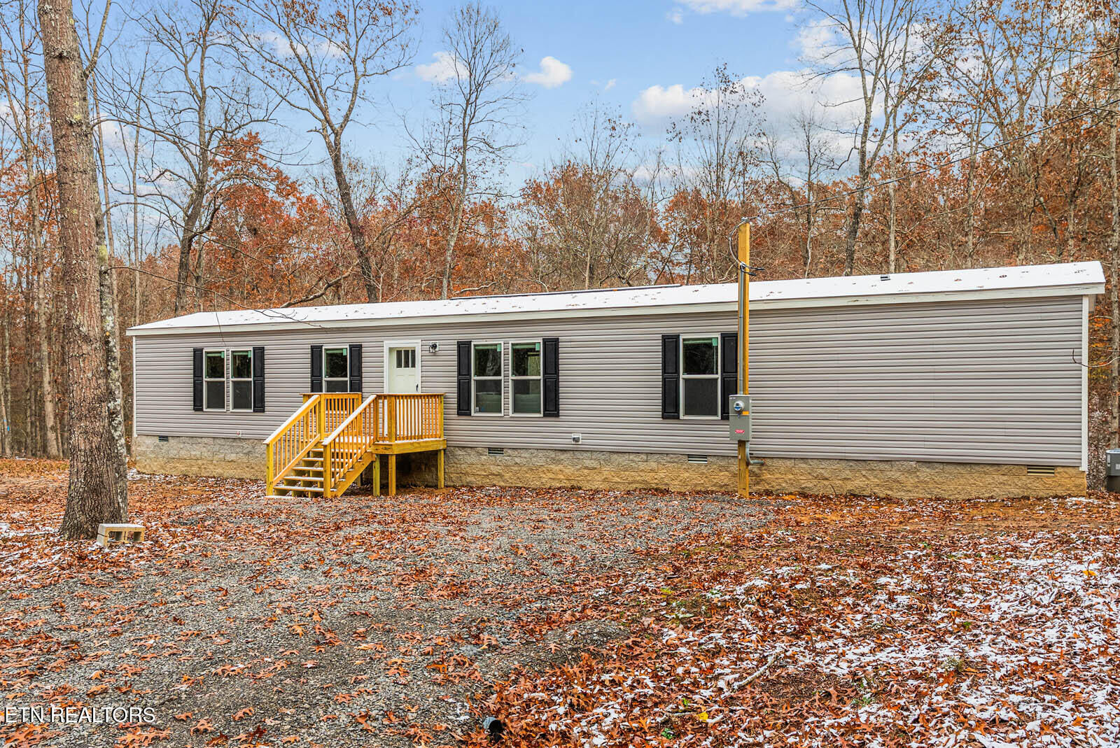 Property Photo:  420 Chippewa Drive  TN 38572 