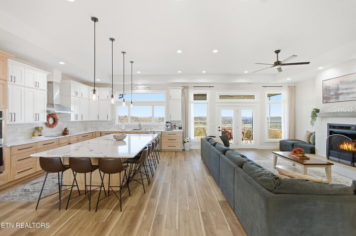 Property Photo: 3647 Foshee Rd TN 37846