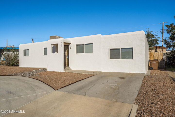 Property Photo:  1005 Stull Drive  NM 88001 