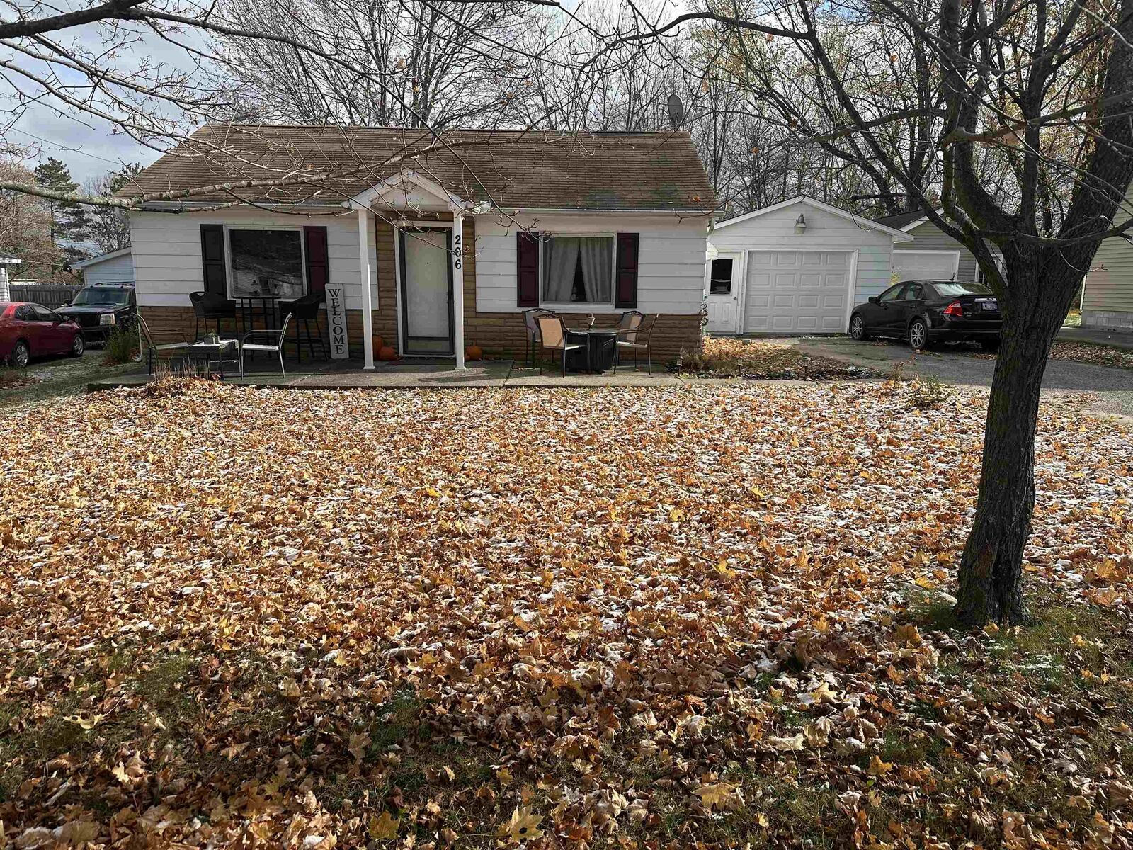 Property Photo:  206 Highland  MI 48661 