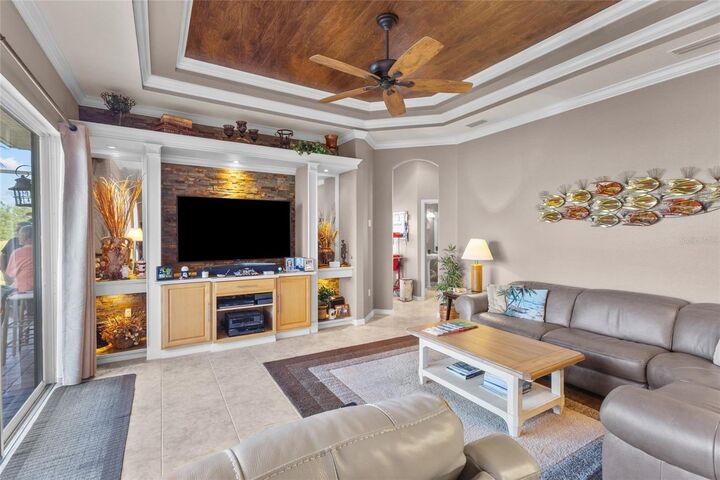 Property Photo: 9074 Willowbrook Circle FL 34212