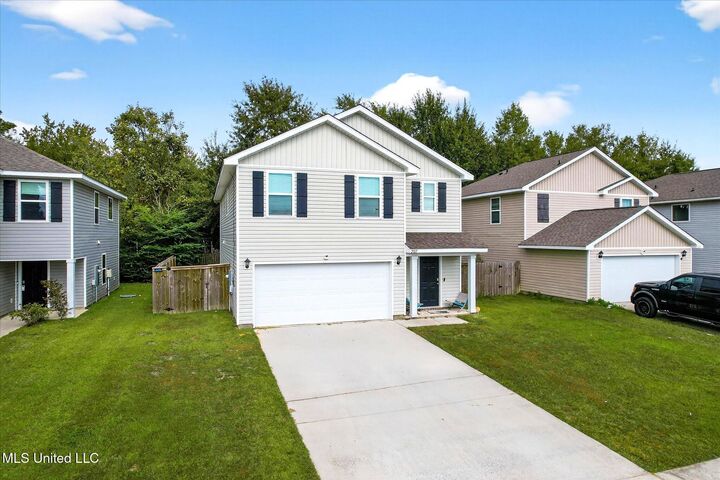 Property Photo: 2117 Toulouse Street MS 39564