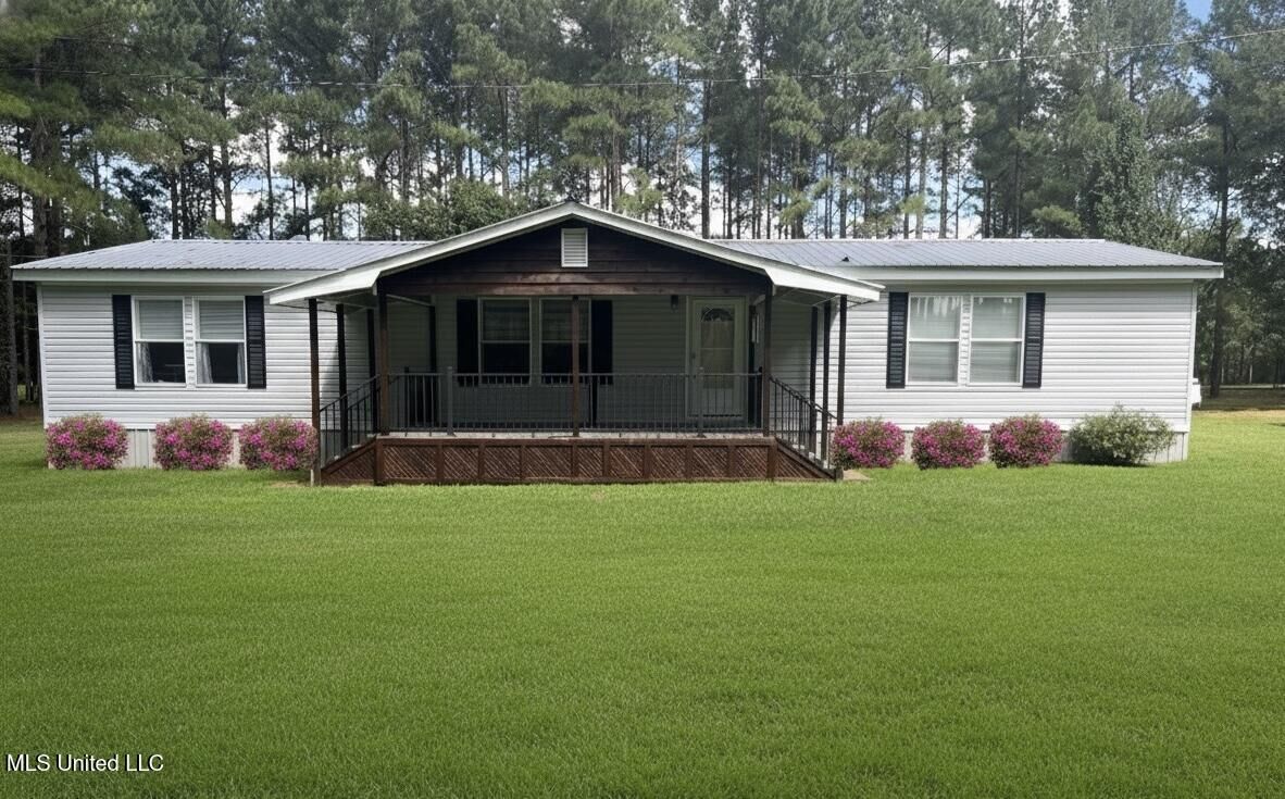 Property Photo: 110 Anse Reed Rd Road MS 39114