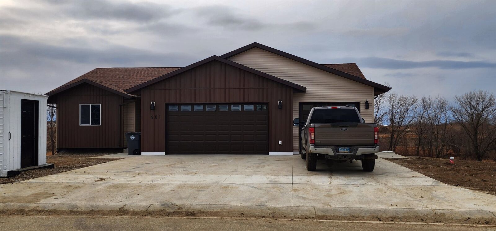 Property Photo:  901 Surrey Ave  ND 58785 