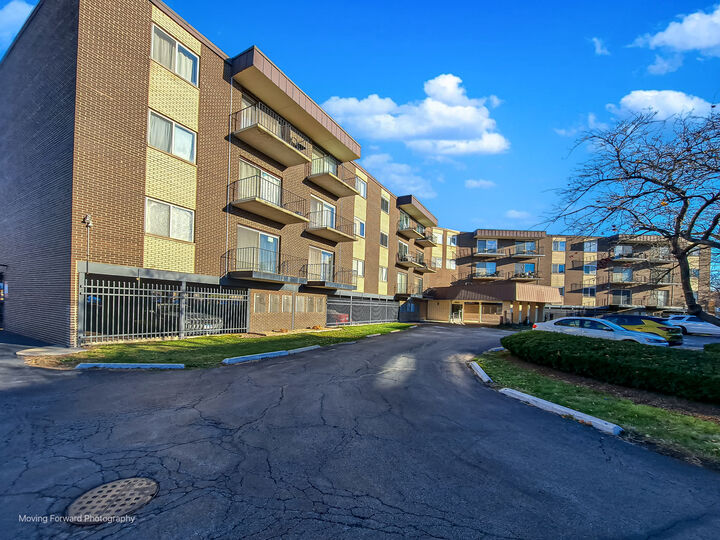 Property Photo: 9820 S Pulaski Road 314 IL 60453