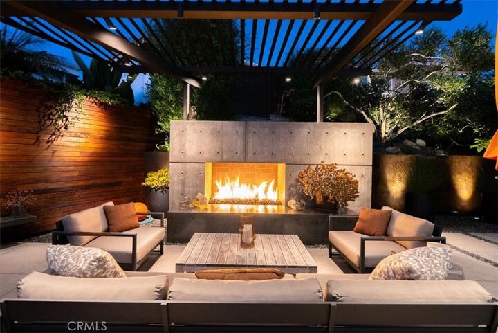 Property Photo: 130 Hermosa Drive CA 93449