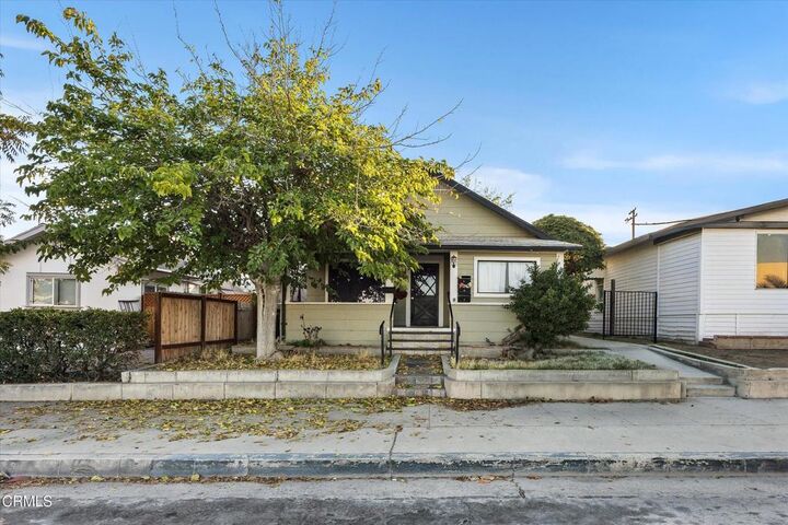 Property Photo:  305 North Street Street  CA 93268 