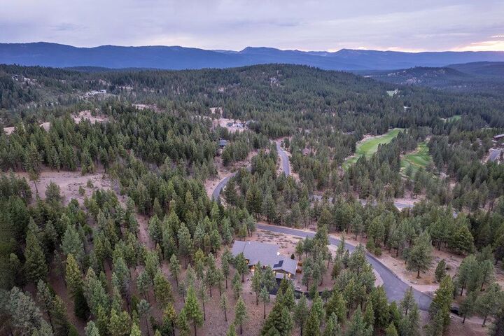 Property Photo:  522 Nighthawk  CA 96122 