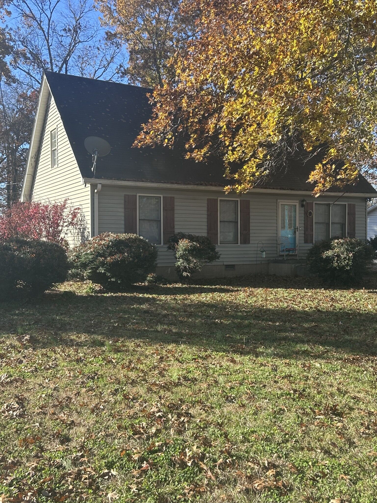 Property Photo:  404 Ledbetter Rd  TN 37160 