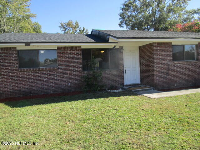 Property Photo: 957 Doshire Drive FL 32065