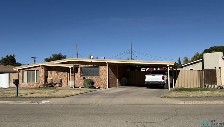 Property Photo:  1706 S Seventeenth Street  NM 88210 