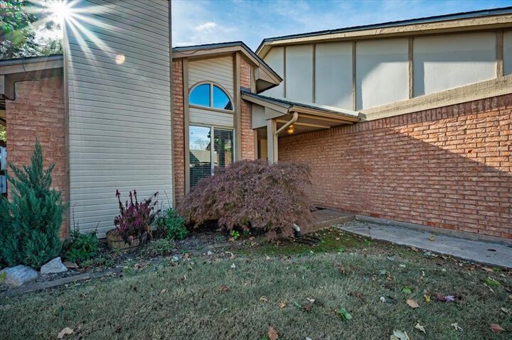 Property Photo:  1812 Gray Fox Drive  OK 73003 