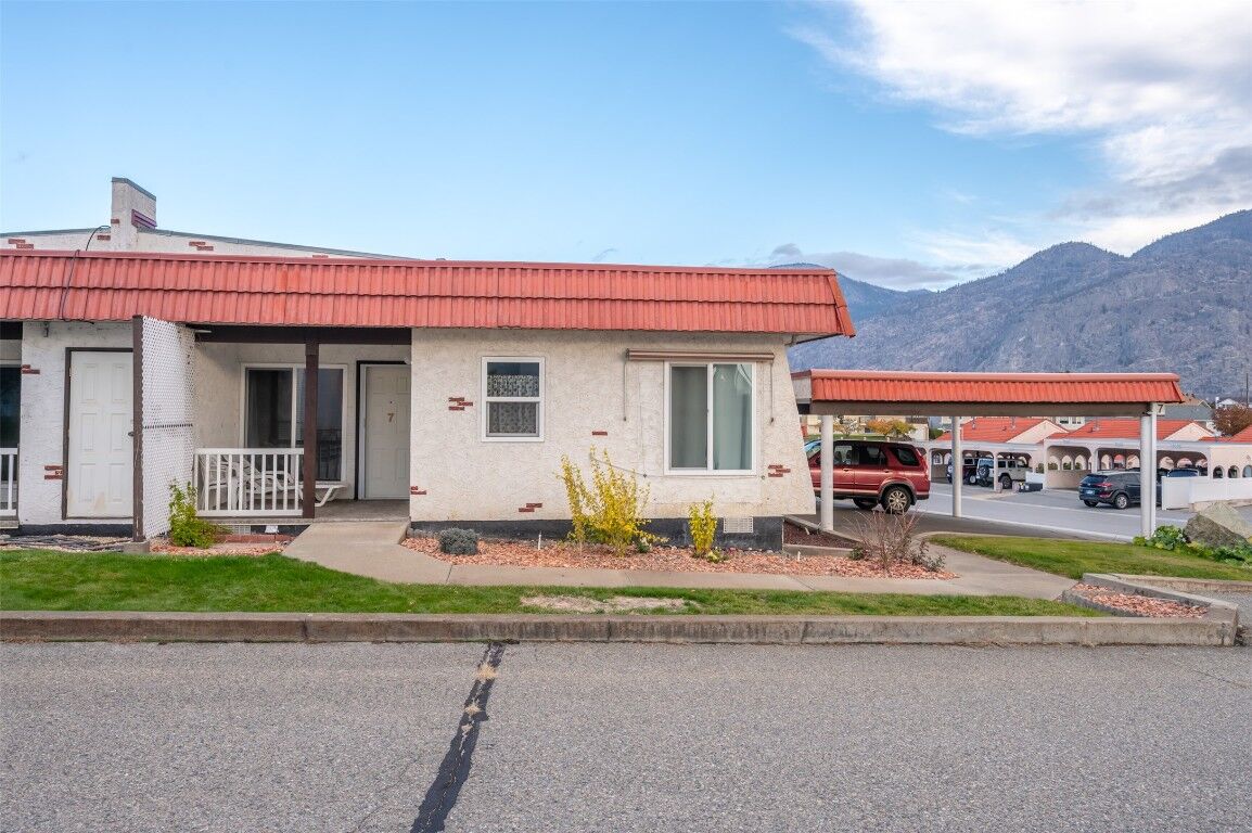 Property Photo: 8010 Vedette Drive 7 BC V0H 1V2