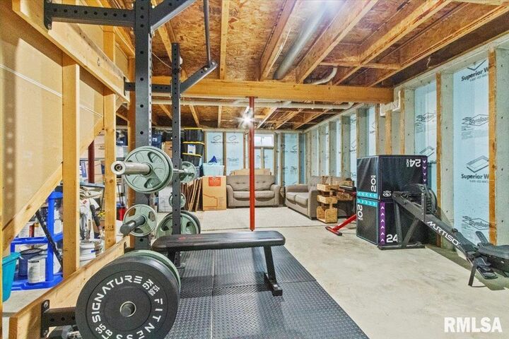 Property Photo:  316 Danbury Lane  IL 61548 