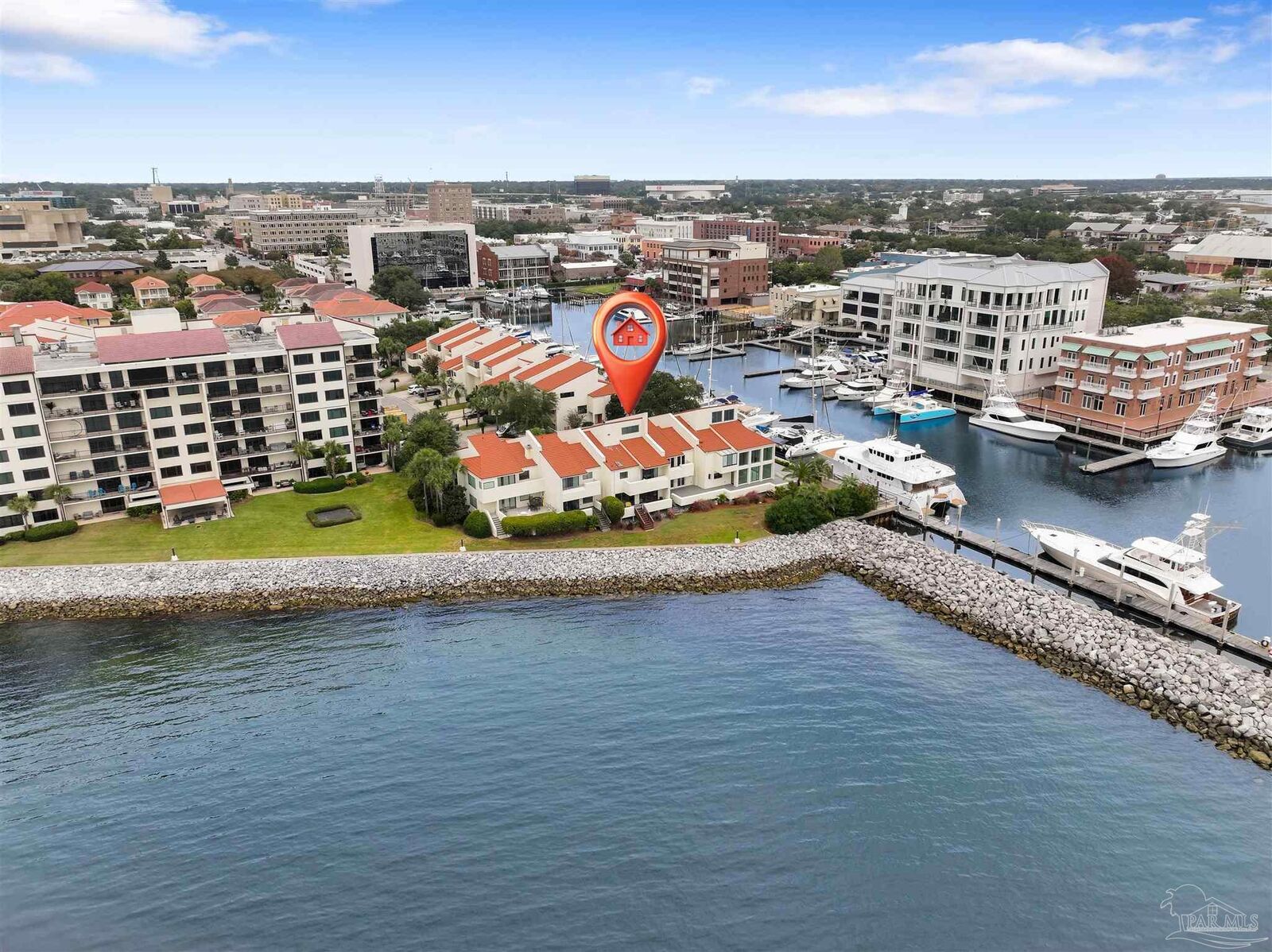 Property Photo: 5 Port Royal Way FL 32502