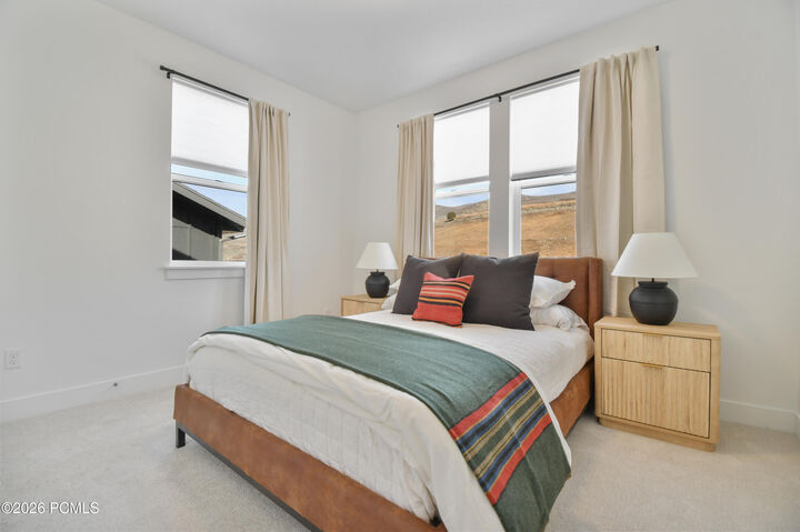 Property Photo:  2455 N Meadowside Way  UT 84032 