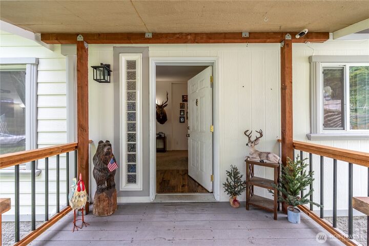 Property Photo:  200  Studebaker Spur 3  WA 98611 