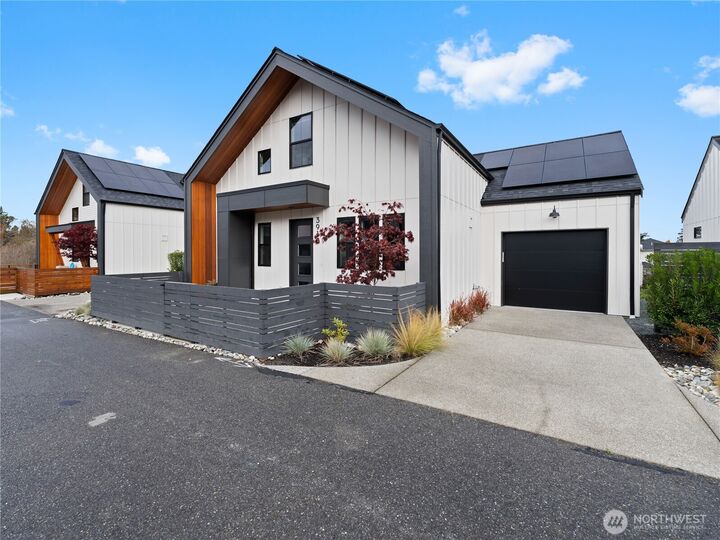 Property Photo: 3918 Crosswinds Court WA 98221