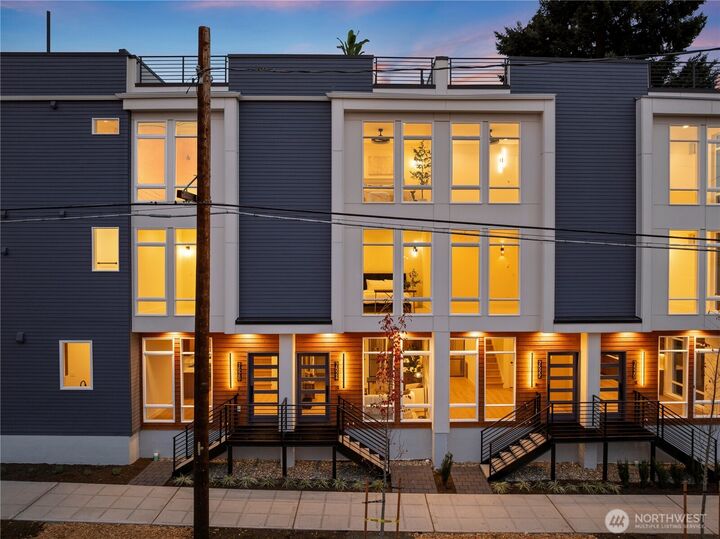 Property Photo:  7522  6th Avenue NW  WA 98117 