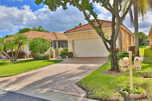 Property Photo: 7240 Cataluna Circle FL 33446