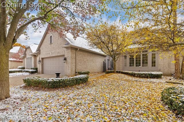 Property Photo: 6434 Enclave Drive MI 48348