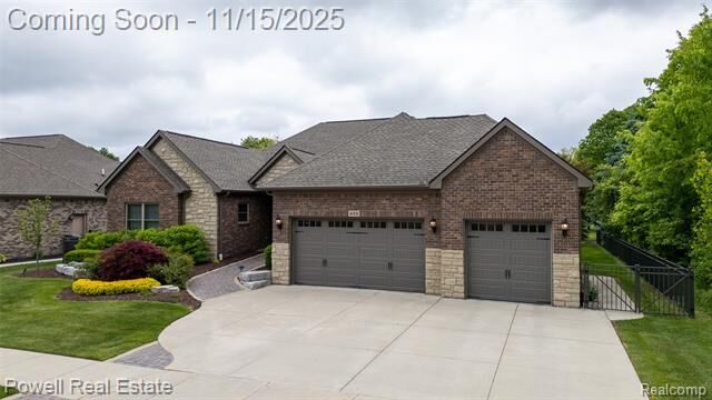 Property Photo:  423 Verona Drive  MI 48307 