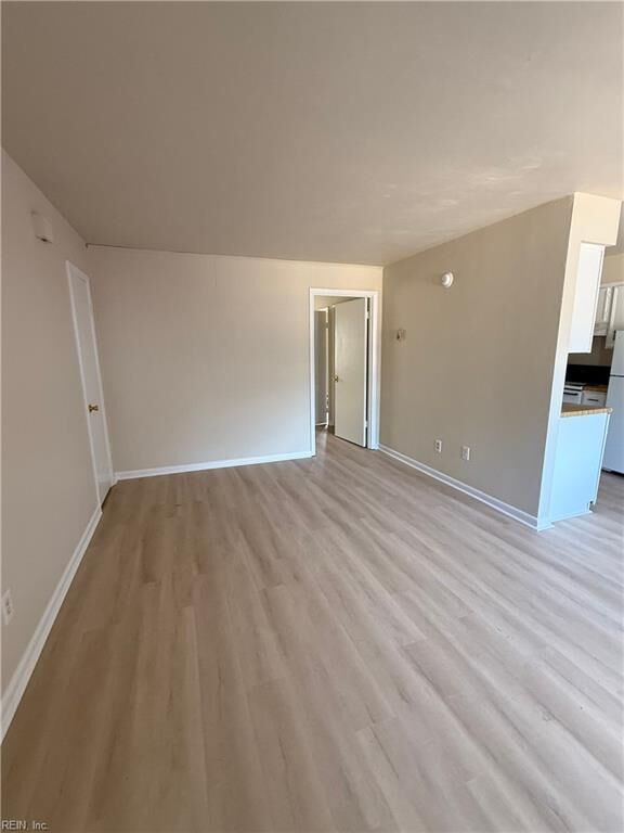 Property Photo:  4907 E Princess Anne Rd 23  VA 23502 