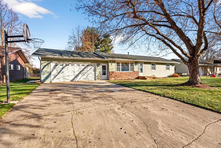 Property Photo:  206 Moorland Drive  WI 53946 