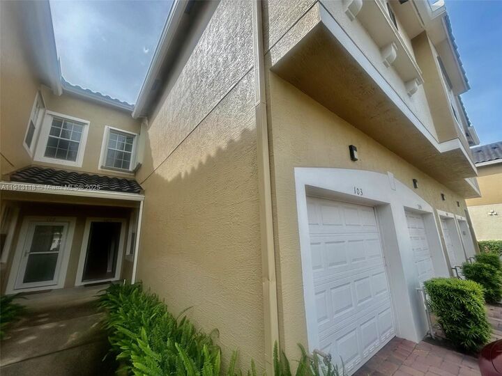 Property Photo: 1560 SE Wilshire Pl 103 FL 34994