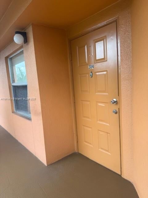 Property Photo:  601 SW 142nd Ave 304Q  FL 33027 