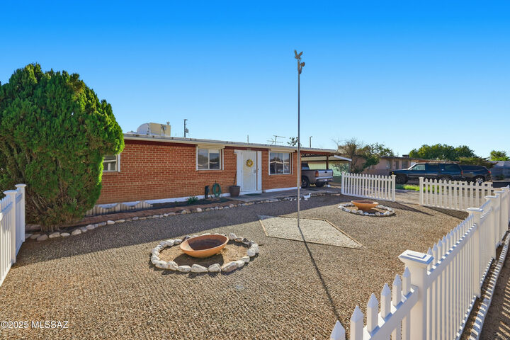 Property Photo:  5358 E 28th Street  AZ 85711 