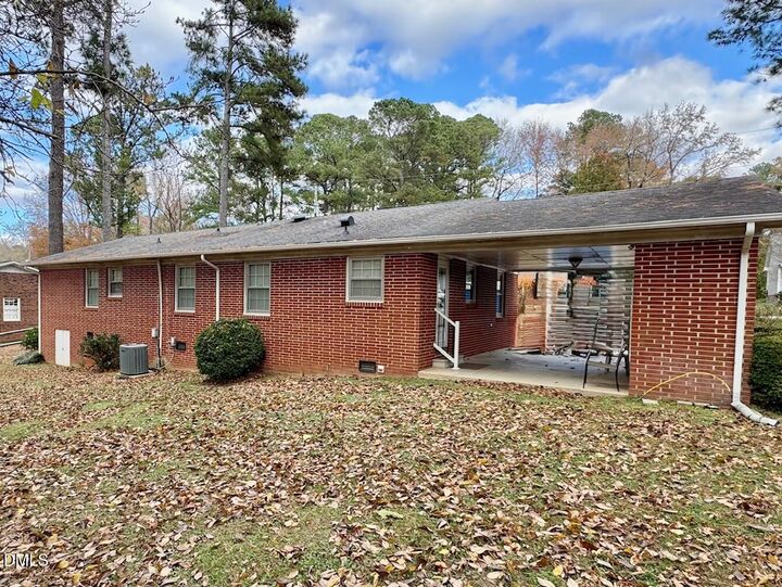 Property Photo: 146 Dorsey Place NC 27536
